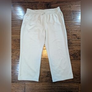 Lululemon Softstreme High Rise Straight Leg Crop Size 12
